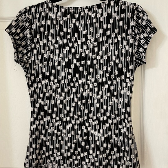 Worthington Top - Picture 2 of 2